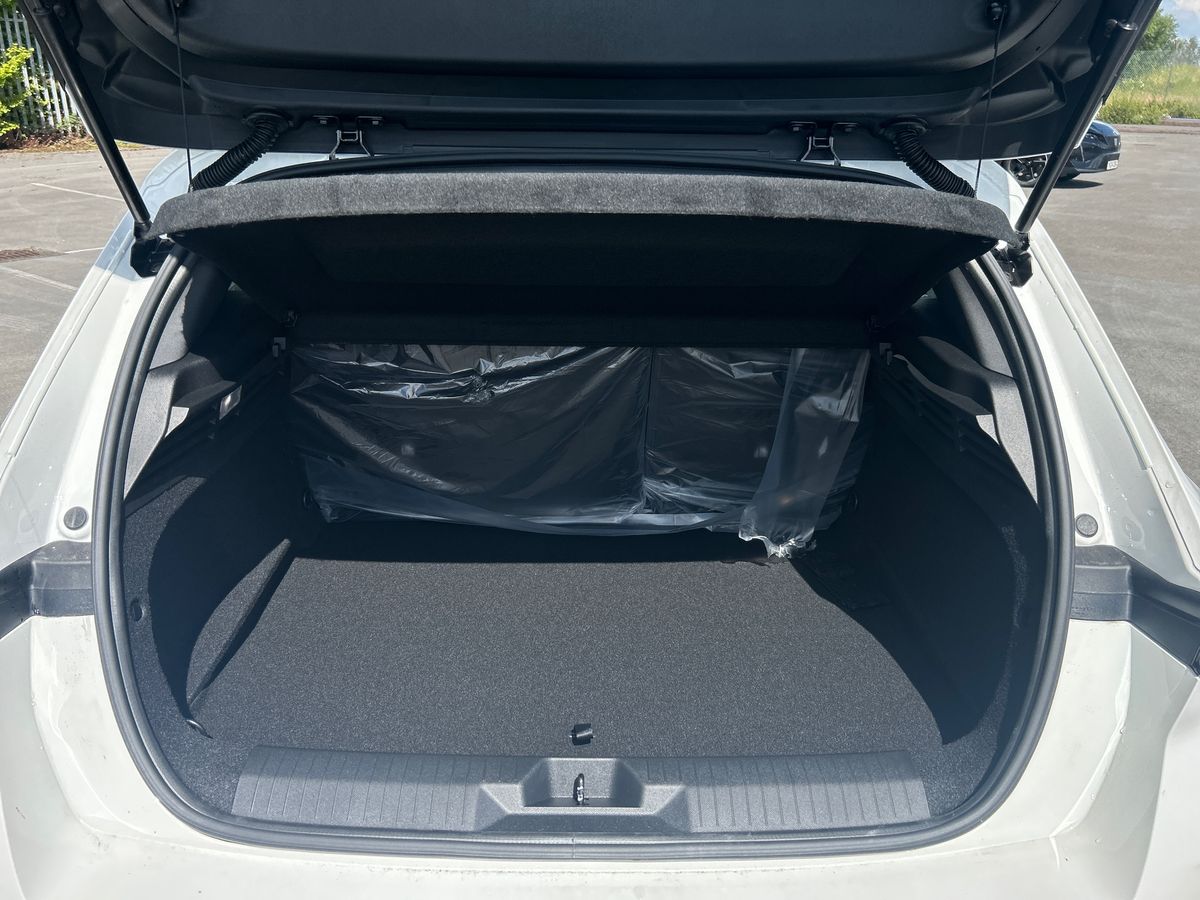 Used Vauxhall Astra 2024 for sale - 76421562: Photo 11