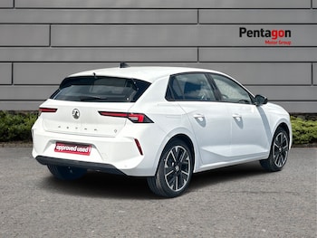 Used Vauxhall Astra 2024 for sale - 76421562: Photo