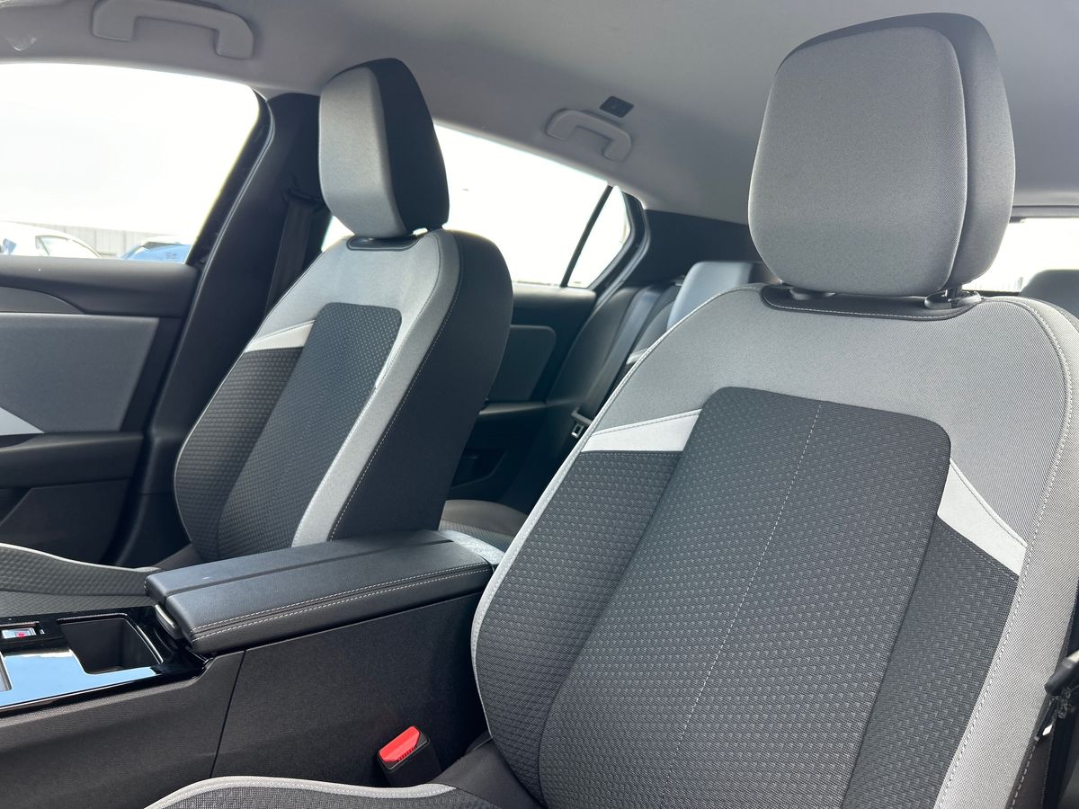 Used Vauxhall Astra 2024 for sale - 76421562: Photo 9