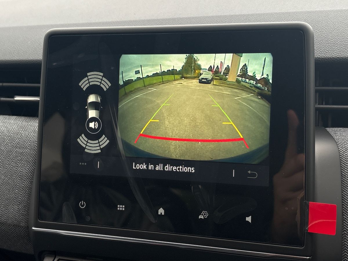 Used Renault Clio 2025 for sale - 76133442: Photo 26