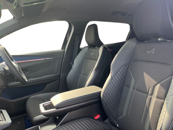 Used Renault Scenic E-Tech 2024 for sale - 75182934: Photo 9