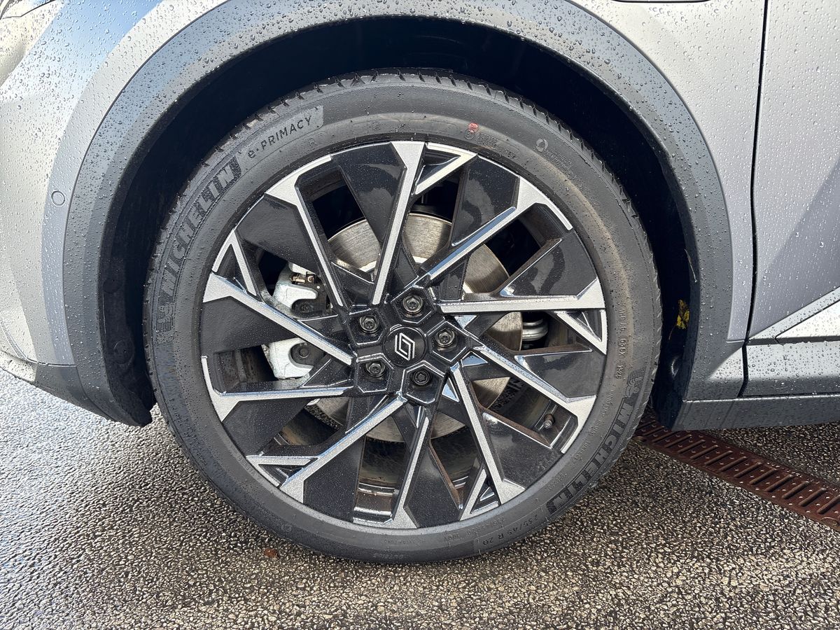 Used Renault Scenic E-Tech 2025 for sale - 76364294: Photo 17