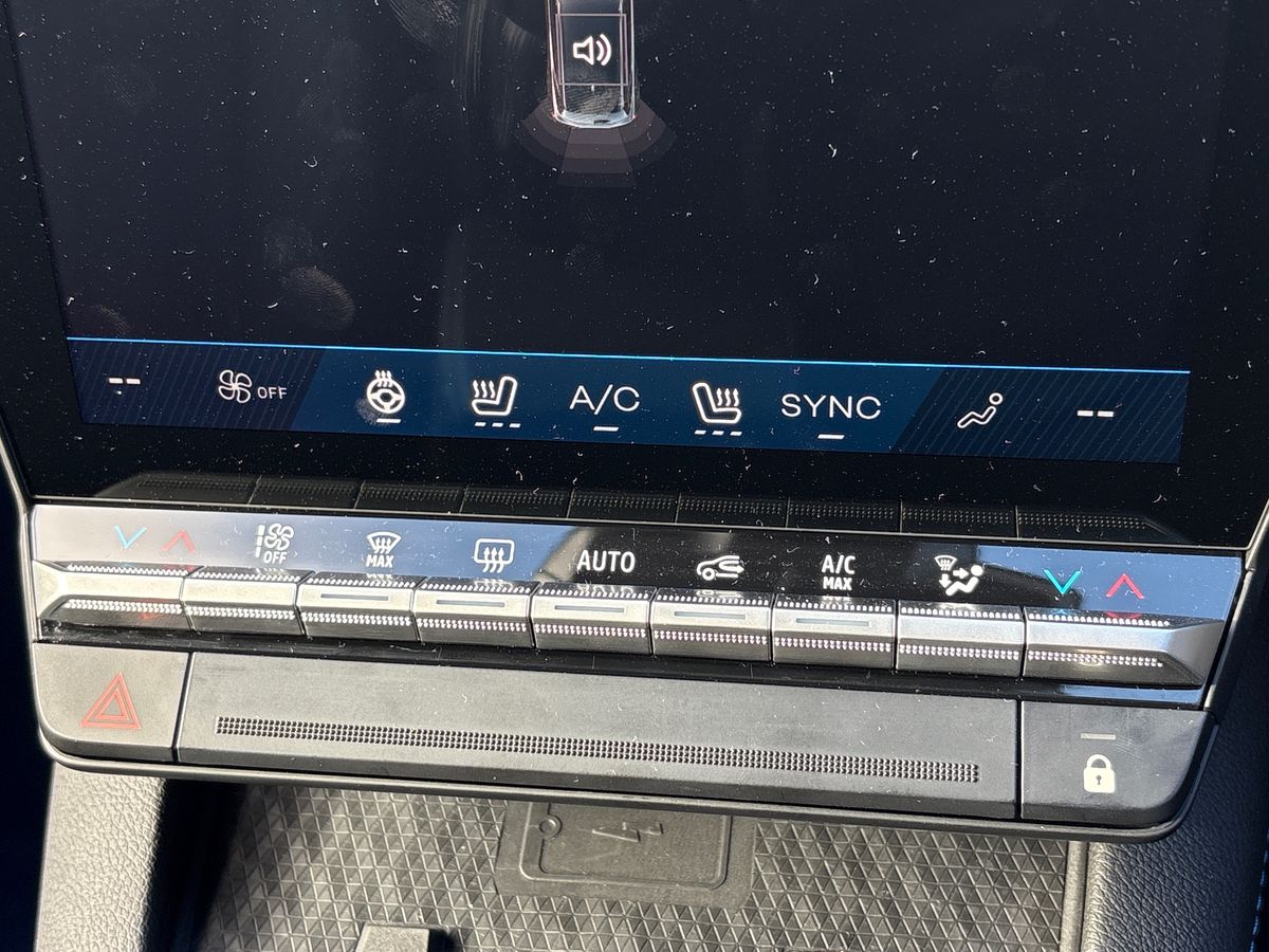 Used Renault Scenic E-Tech 2025 for sale - 76364294: Photo 27