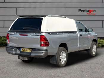 Used Toyota Hilux 2019 for sale - 75353804: Photo