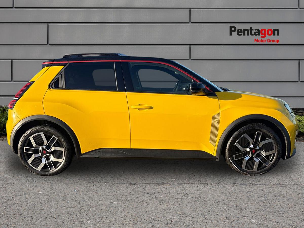 Used Renault 5 E-Tech electric 2026 for sale - 77149154: Photo 13