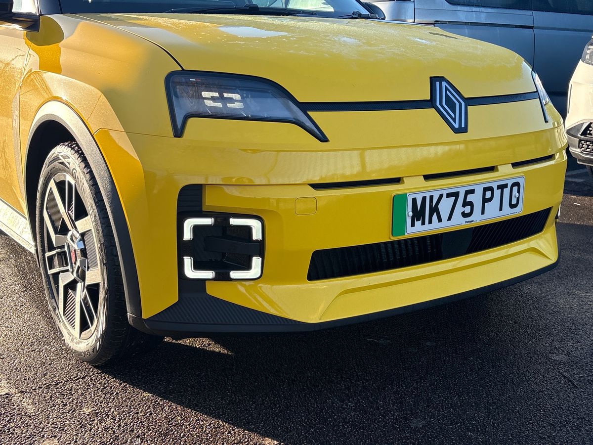 Used Renault 5 E-Tech electric 2026 for sale - 77149154: Photo 18