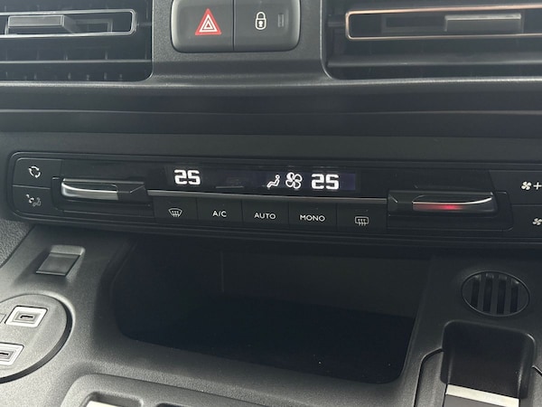 Used Vauxhall Combo Life Electric 2025 for sale - 76169870: Photo 28