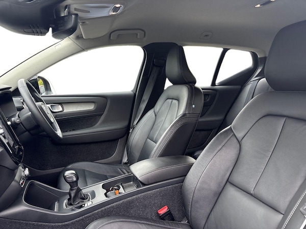 Used Volvo XC40 2021 for sale - 75661080: Photo 9