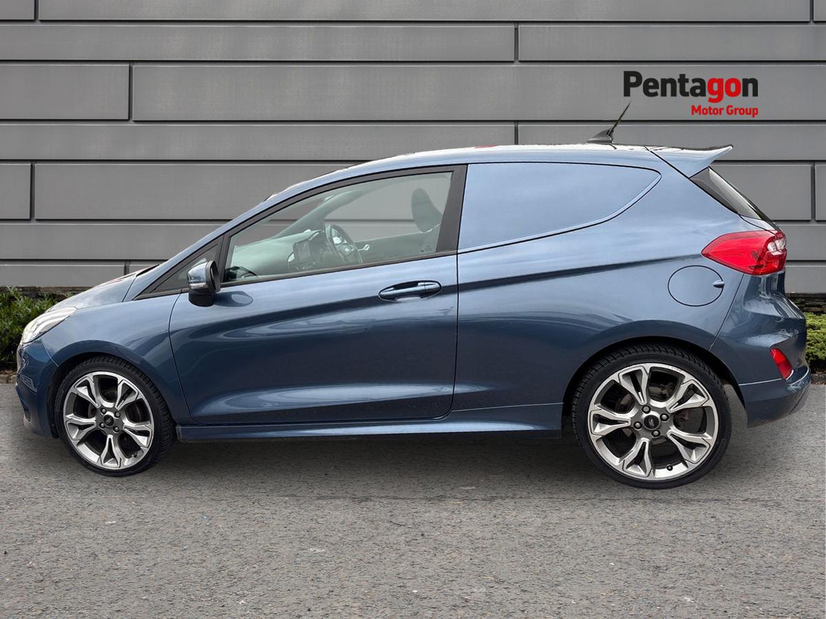 Used Ford Fiesta Van 2019 for sale - 76243420: Photo 14