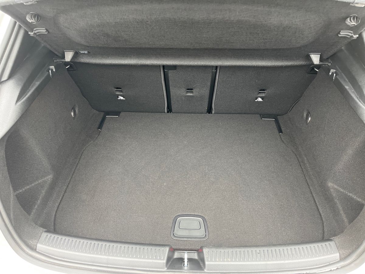 Used Mercedes-Benz A-Class 2023 for sale - 75981135: Photo 11