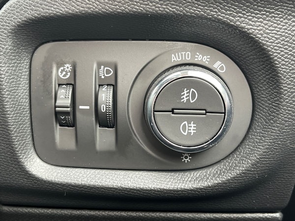 Used Vauxhall Corsa 2024 for sale - 71627941: Photo 24