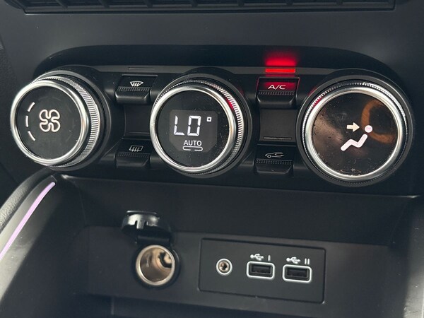 Used Renault Clio 2024 for sale - 75574714: Photo 27