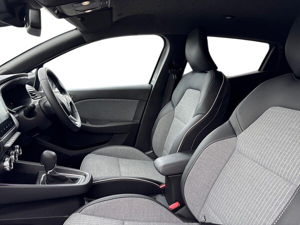 Used Renault Clio 2024 for sale - 75574714: Photo 9