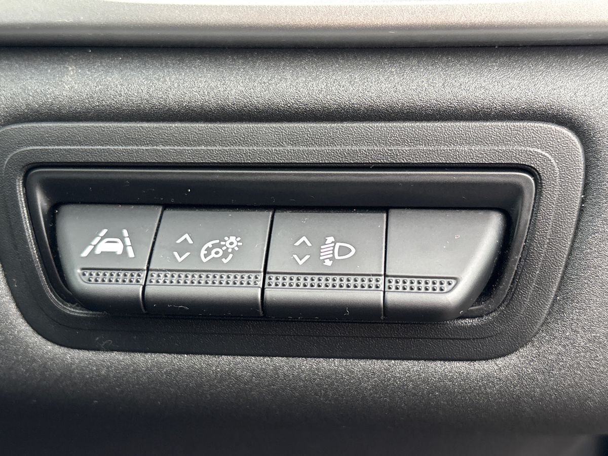 Used Renault Captur 2020 for sale - 76106729: Photo 24