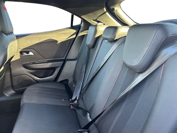 Used Vauxhall Mokka Electric 2024 for sale - 71932177: Photo 10