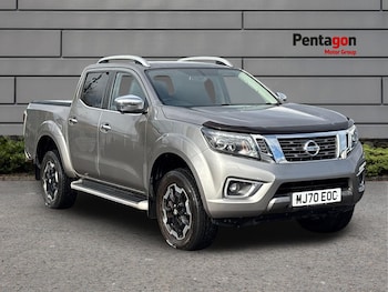 Used Nissan Navara 2020 for sale - 76373508: Photo