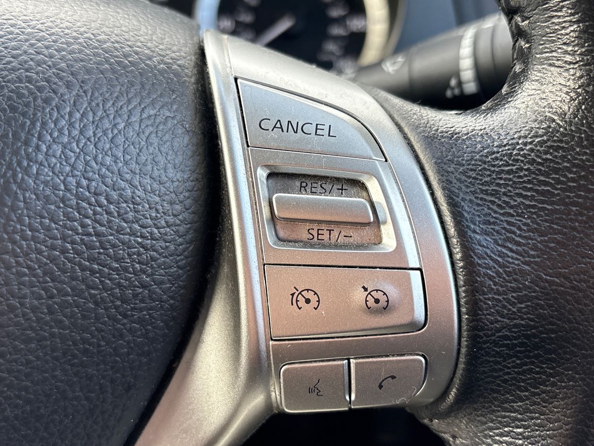 Used Nissan Navara 2020 for sale - 76373508: Photo 23
