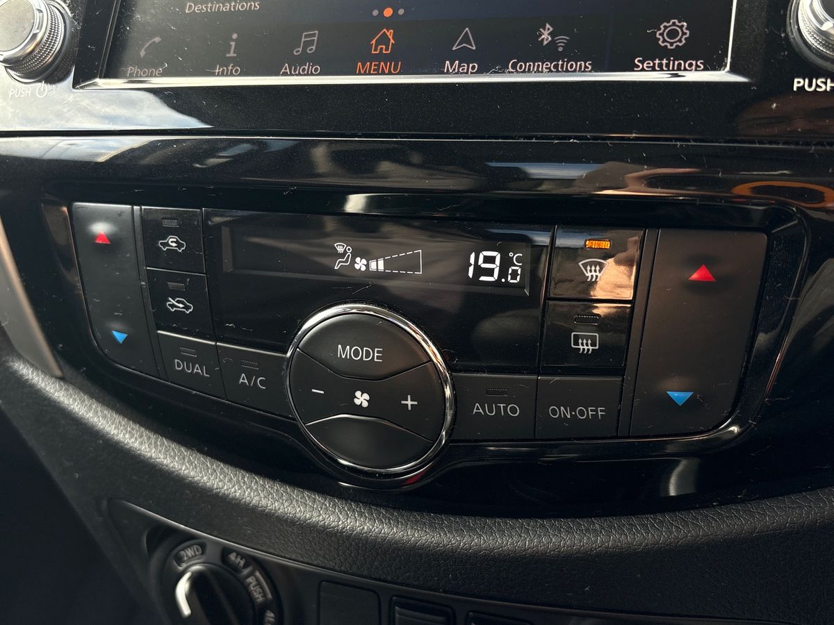 Used Nissan Navara 2020 for sale - 76373508: Photo 28