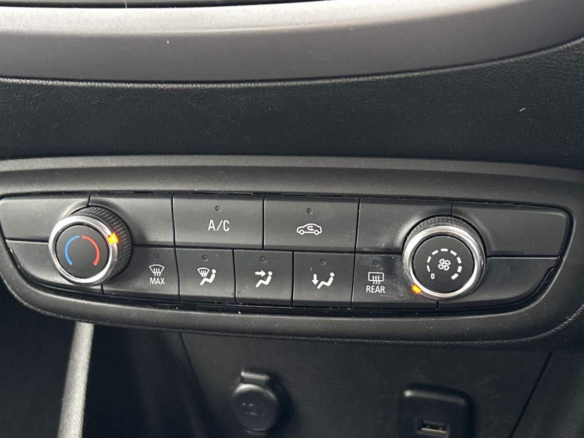 Used Vauxhall Crossland 2021 for sale - 76401537: Photo 24