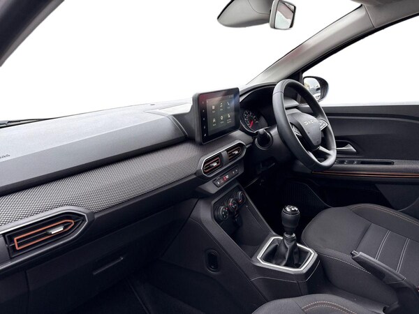 Used Dacia Sandero Stepway 2024 for sale - 76148741: Photo 8