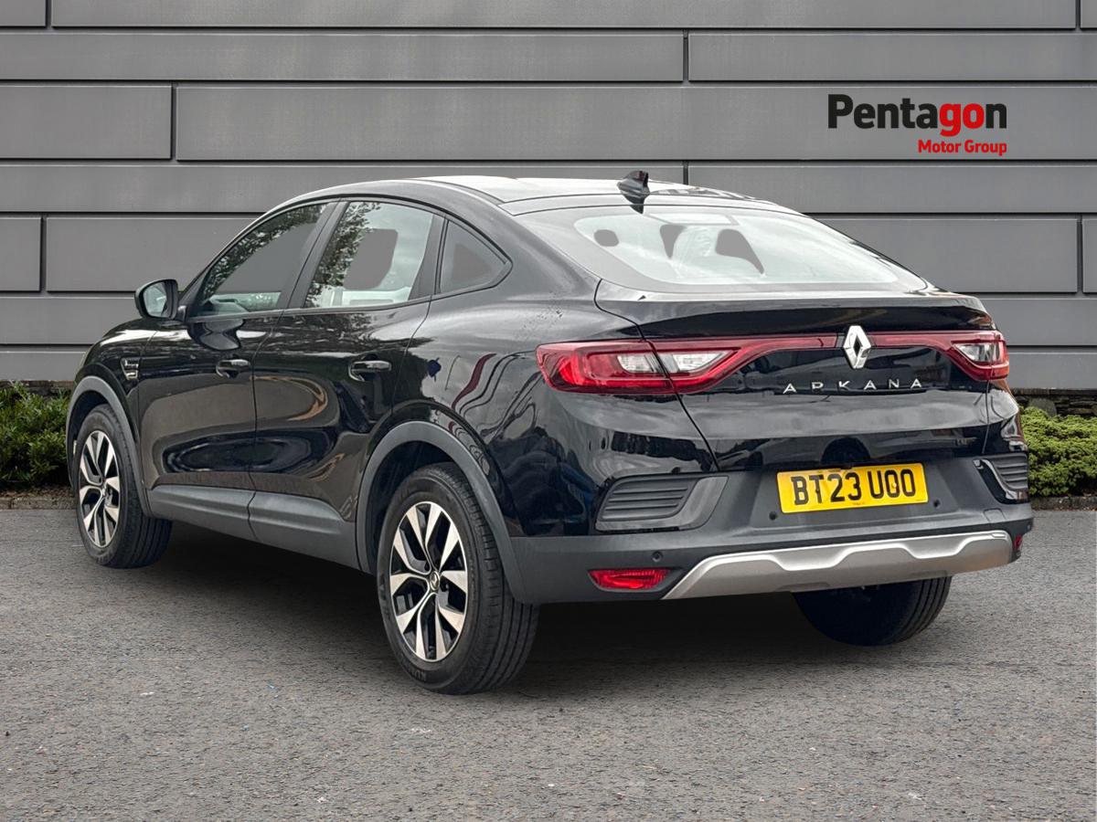 Used Renault Arkana 2023 for sale - 76230244: Photo 2