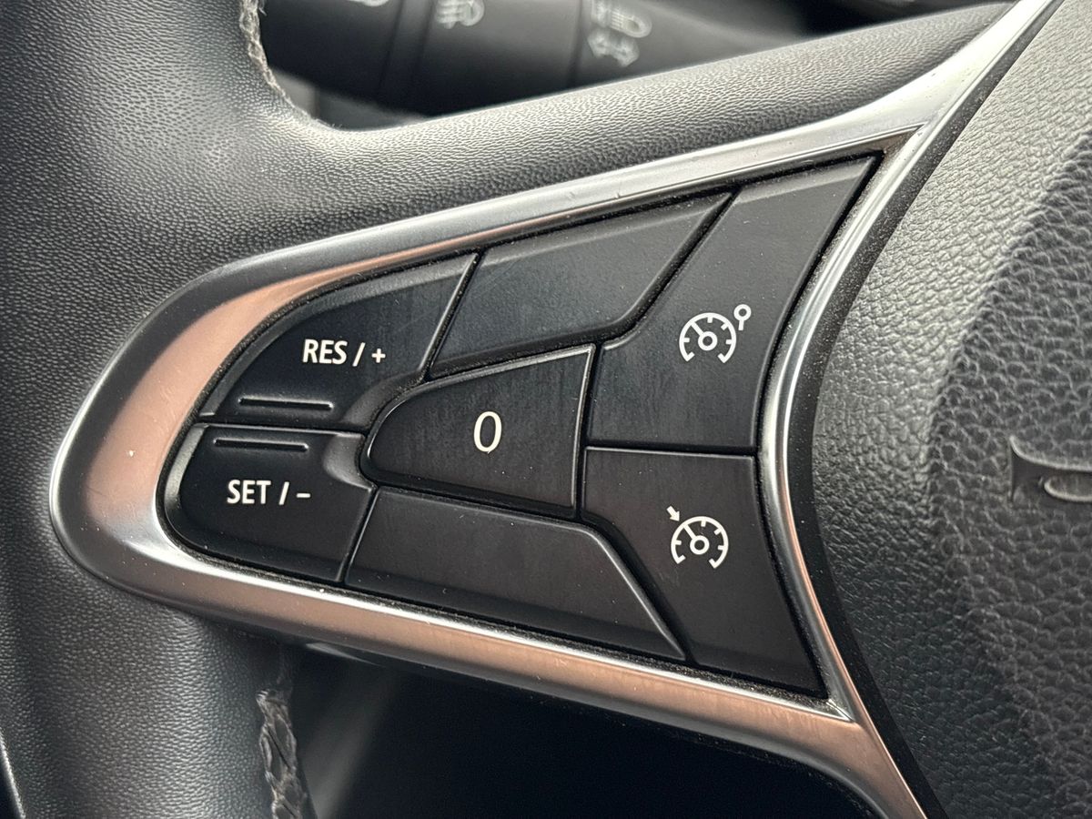 Used Renault Clio 2021 for sale - 76627690: Photo 21