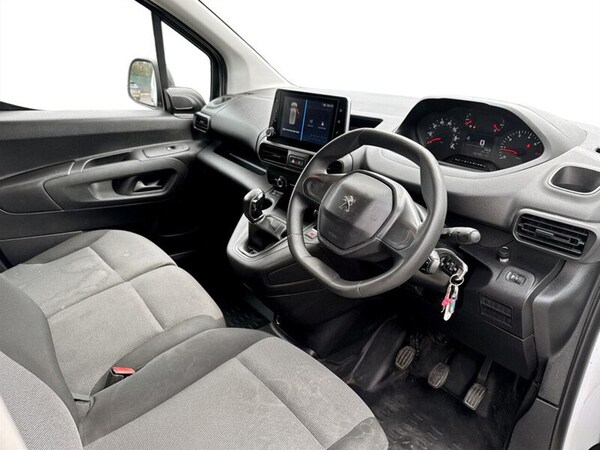 Used Peugeot Partner 2019 for sale - 76009440: Photo 9