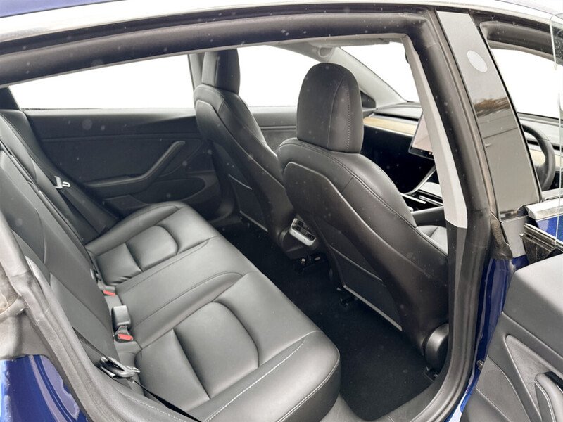 Used Tesla Model 3 2020 for sale - 76686794: Photo 28