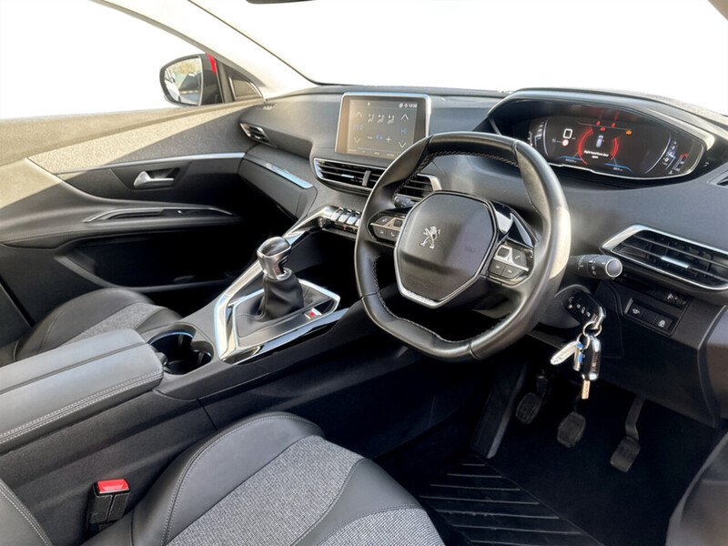 Used Peugeot 3008 2020 for sale - 77022713: Photo 32