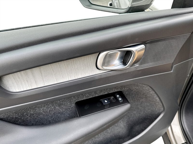 Used Volvo XC40 2021 for sale - 76329374: Photo 16