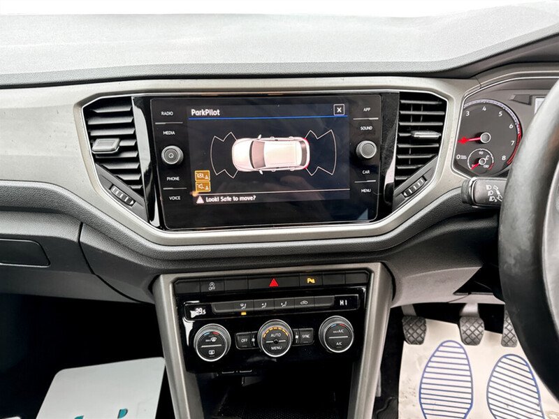 Used Volkswagen T-Roc 2020 for sale - 77100131: Photo 23