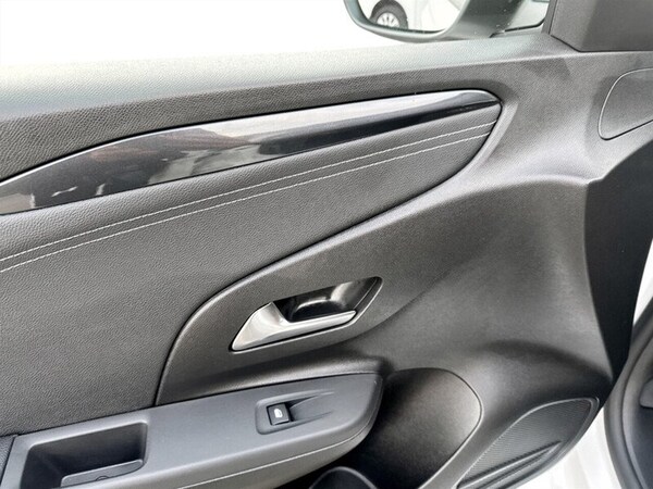 Used Vauxhall Corsa 2024 for sale - 76176942: Photo 12