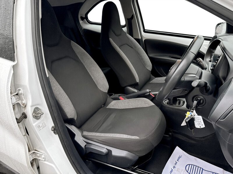 Used Toyota Aygo X 2023 for sale - 77508056: Photo 11