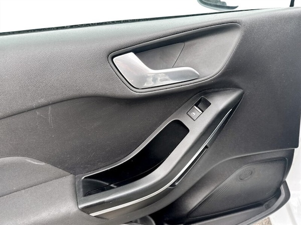 Used Ford Fiesta 2020 for sale - 75673818: Photo 14