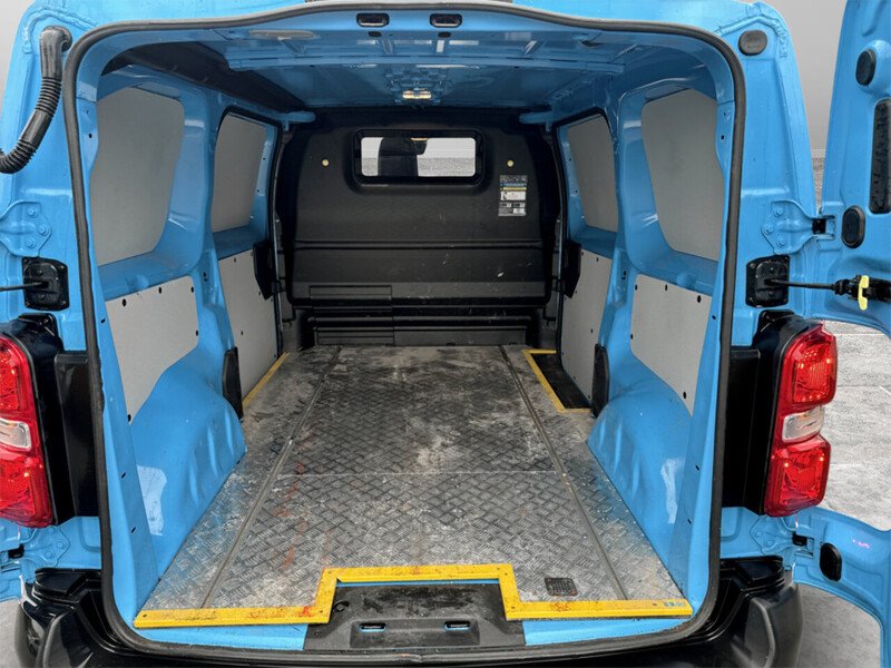 Used Vauxhall Vivaro 2022 for sale - 77622008: Photo 10