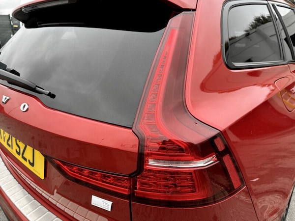 Used Volvo V60 2021 for sale - 76320161: Photo 8