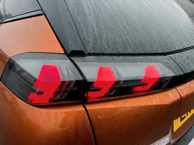 Used Peugeot E-2008 2021 for sale - 77370265: Photo 16