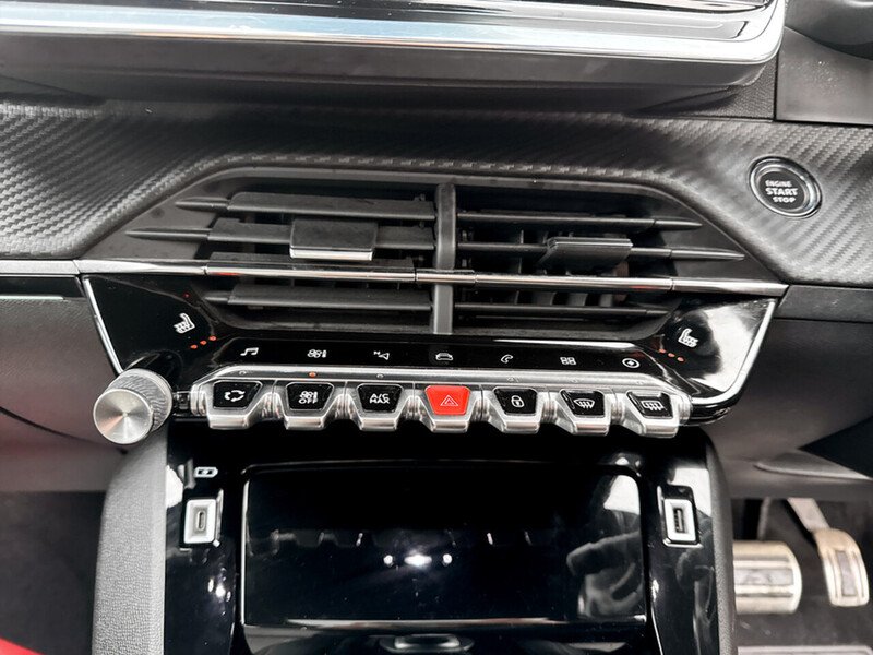 Used Peugeot E-2008 2021 for sale - 77370265: Photo 35