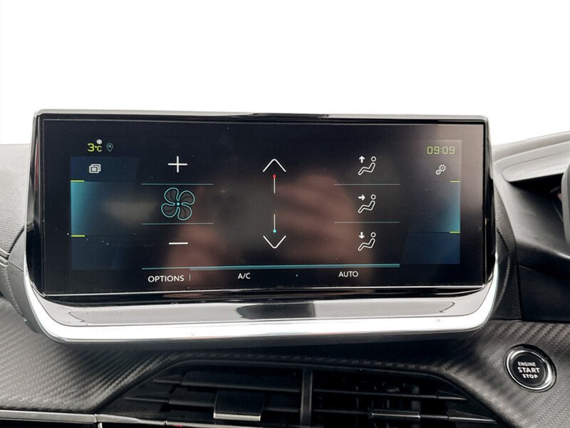 Used Peugeot E-2008 2021 for sale - 77370265: Photo 37