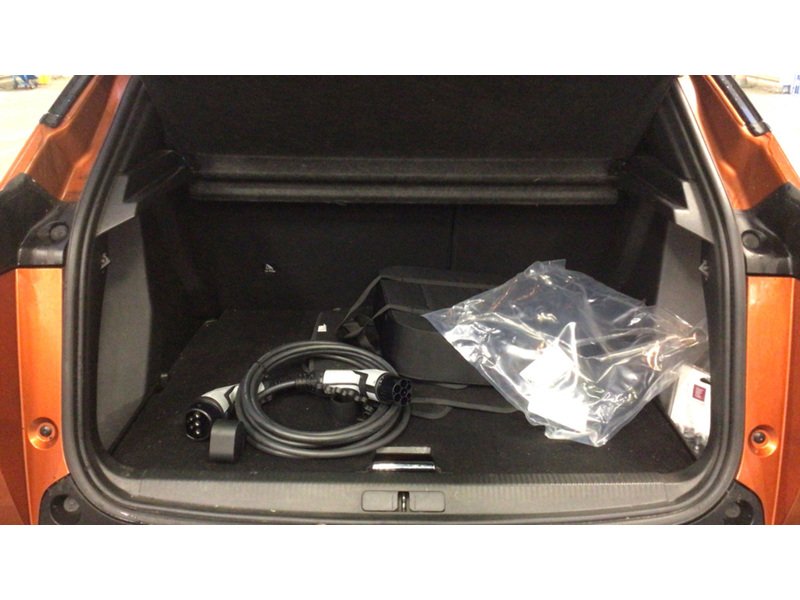 Used Peugeot E-2008 for sale - 77370265: Photo 7