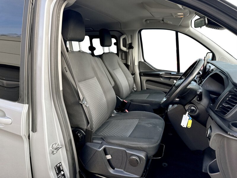Used Ford Tourneo Custom 2020 for sale - 78201320: Photo 31