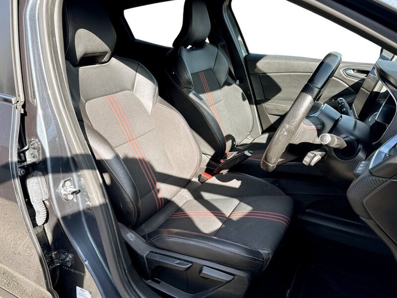 Used Renault Clio 2020 for sale - 77792613: Photo 32