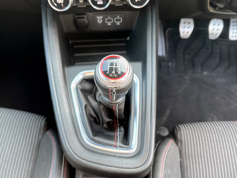 Used Renault Clio 2020 for sale - 77792613: Photo 33