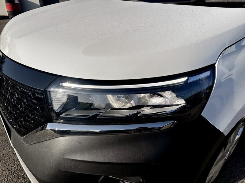 Used Nissan Other 2023 for sale - 77990157: Photo 24