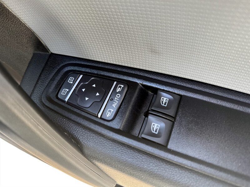 Used Nissan Other 2023 for sale - 77990157: Photo 30