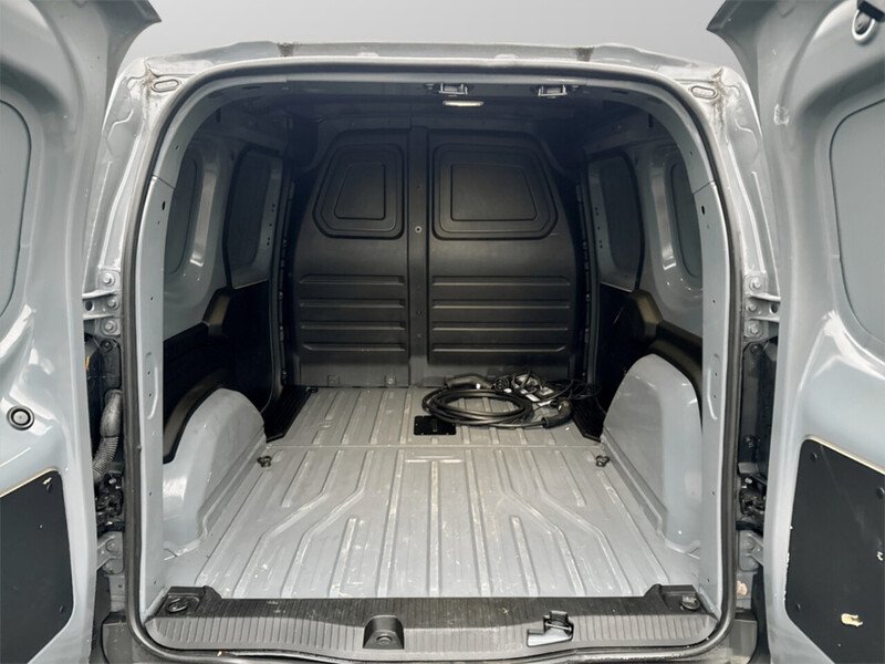 Used Nissan Other 2023 for sale - 77303234: Photo 24