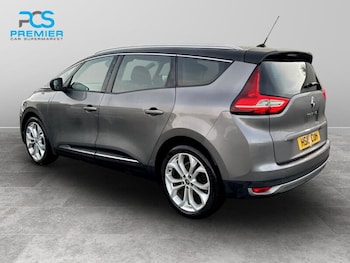 Used Renault Grand Scenic 2019 for sale - 76919748: Photo