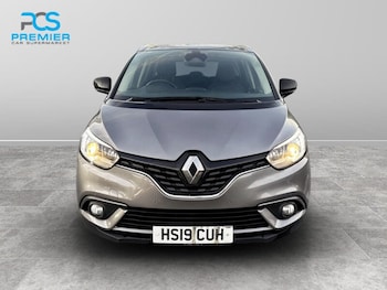 Used Renault Grand Scenic 2019 for sale - 76919748: Photo