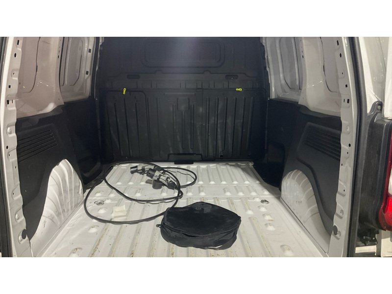 Used Peugeot Partner 2023 for sale - 77636855: Photo 7