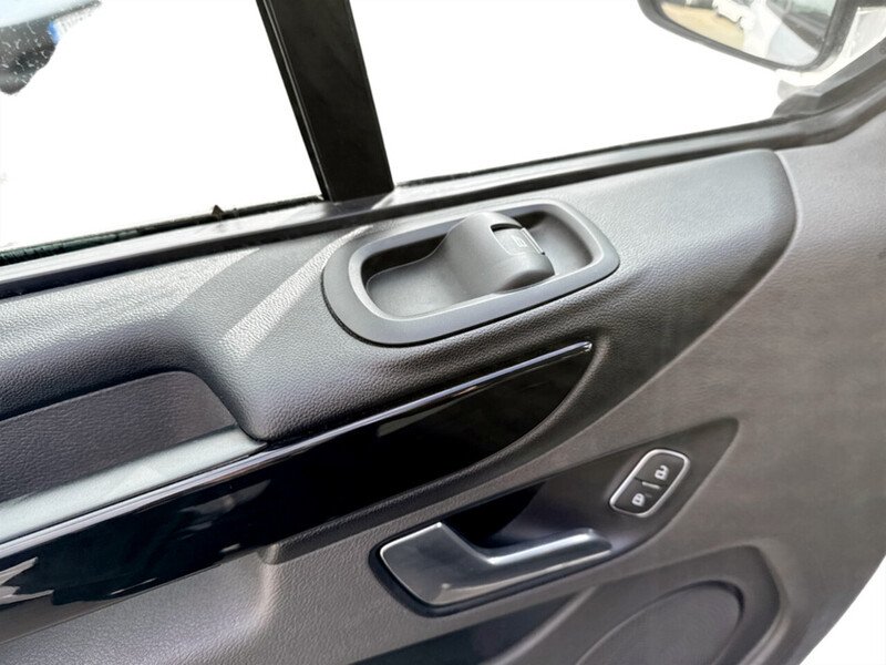 Used Ford Transit Custom 2022 for sale - 76482562: Photo 13